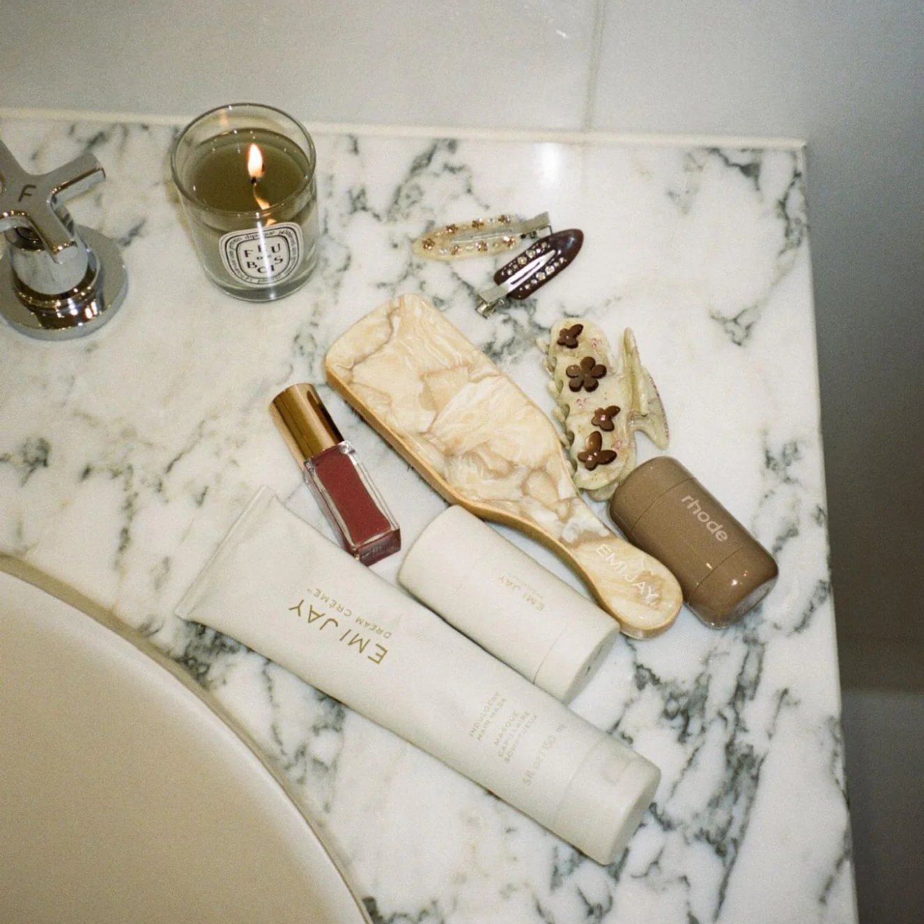 Mini Boar Bristle Brush in Chantilly - Image 3